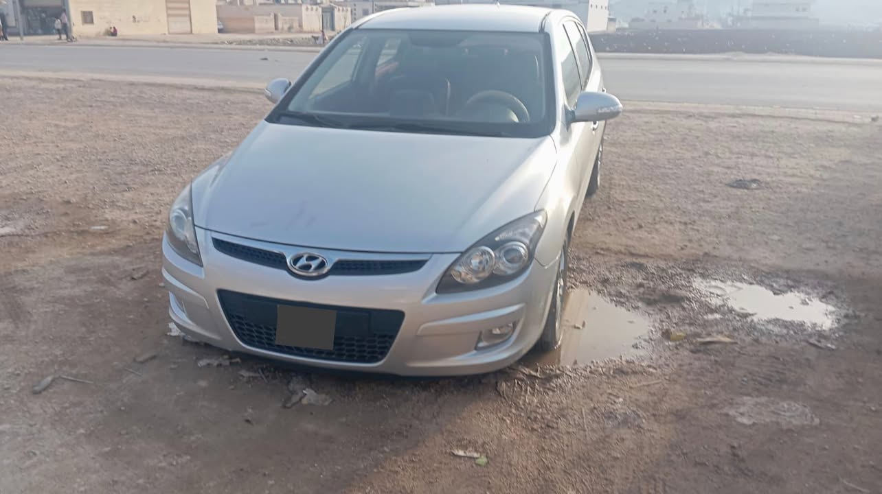 هيونداي آي 30 2011 - صورة 2