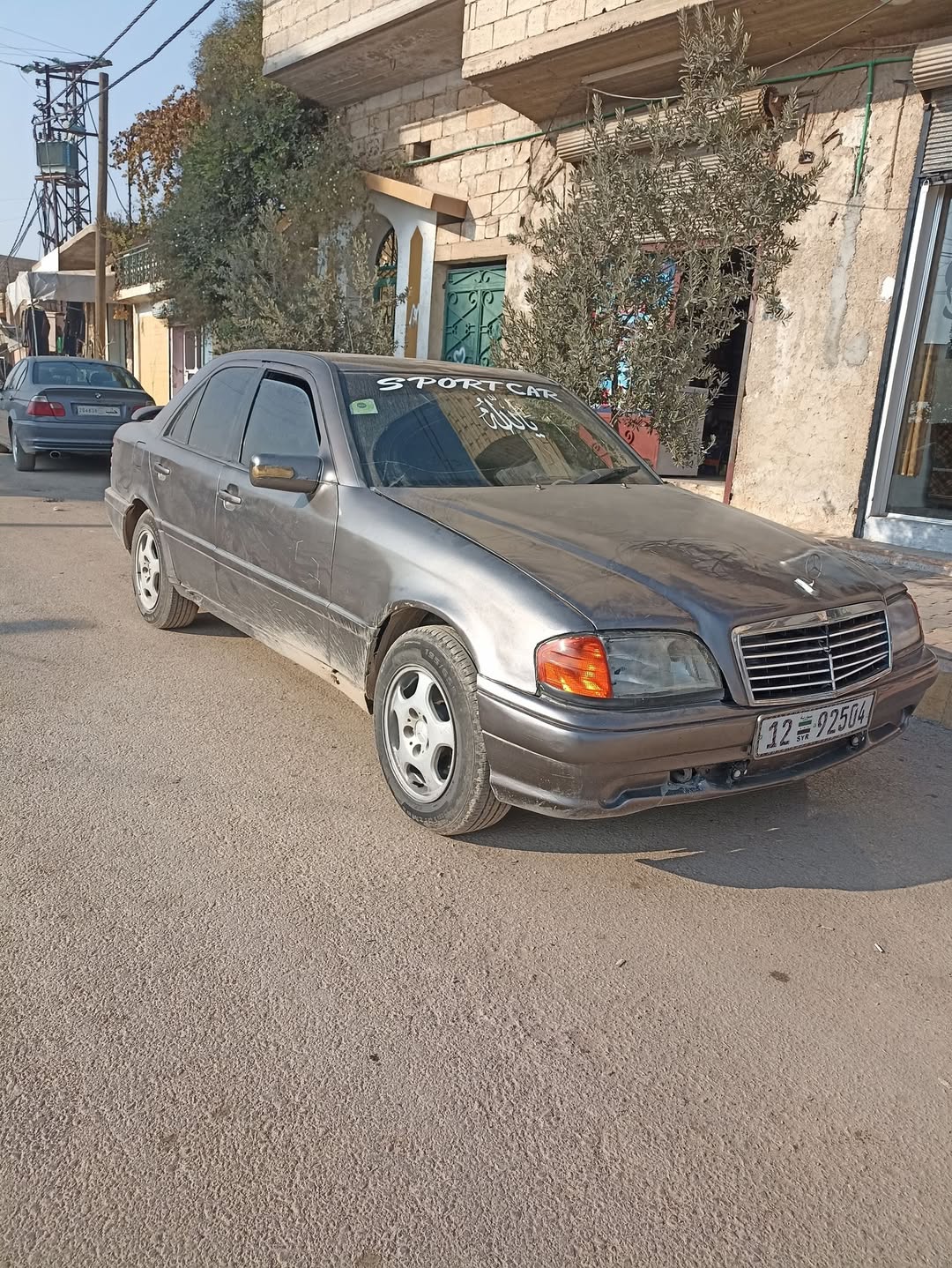 مرسيدس فرخه 2001