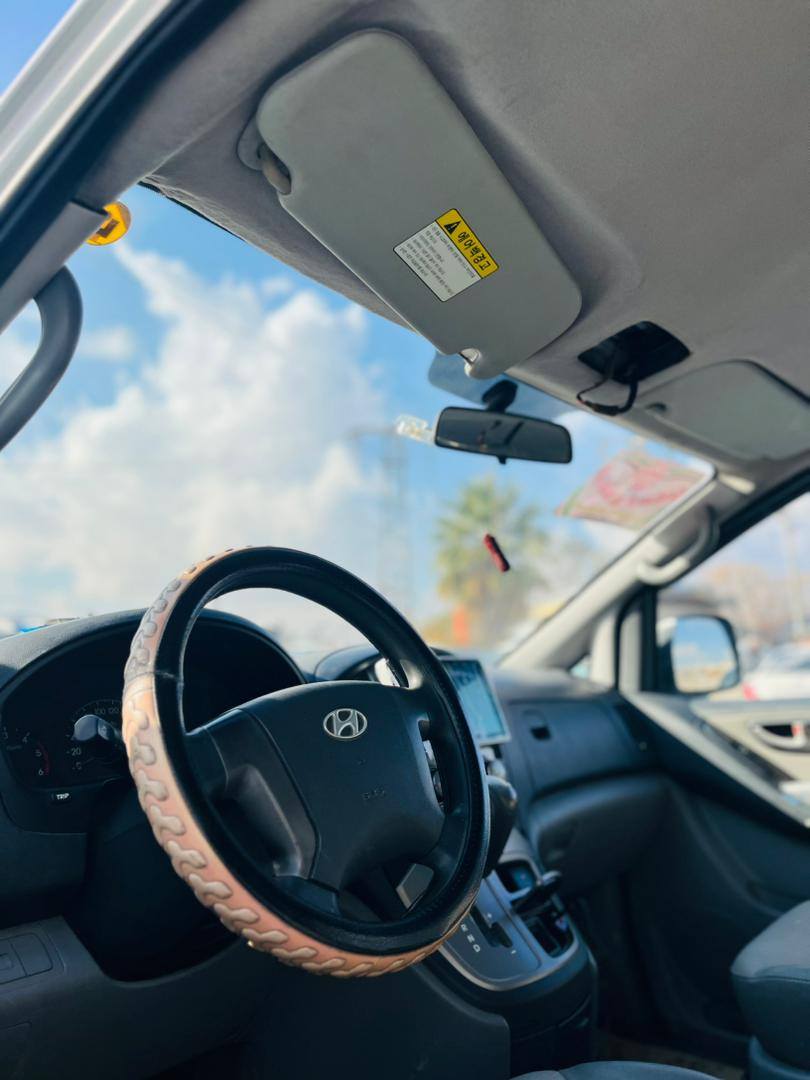 هيونداي ستاركس 2008 - صورة 3