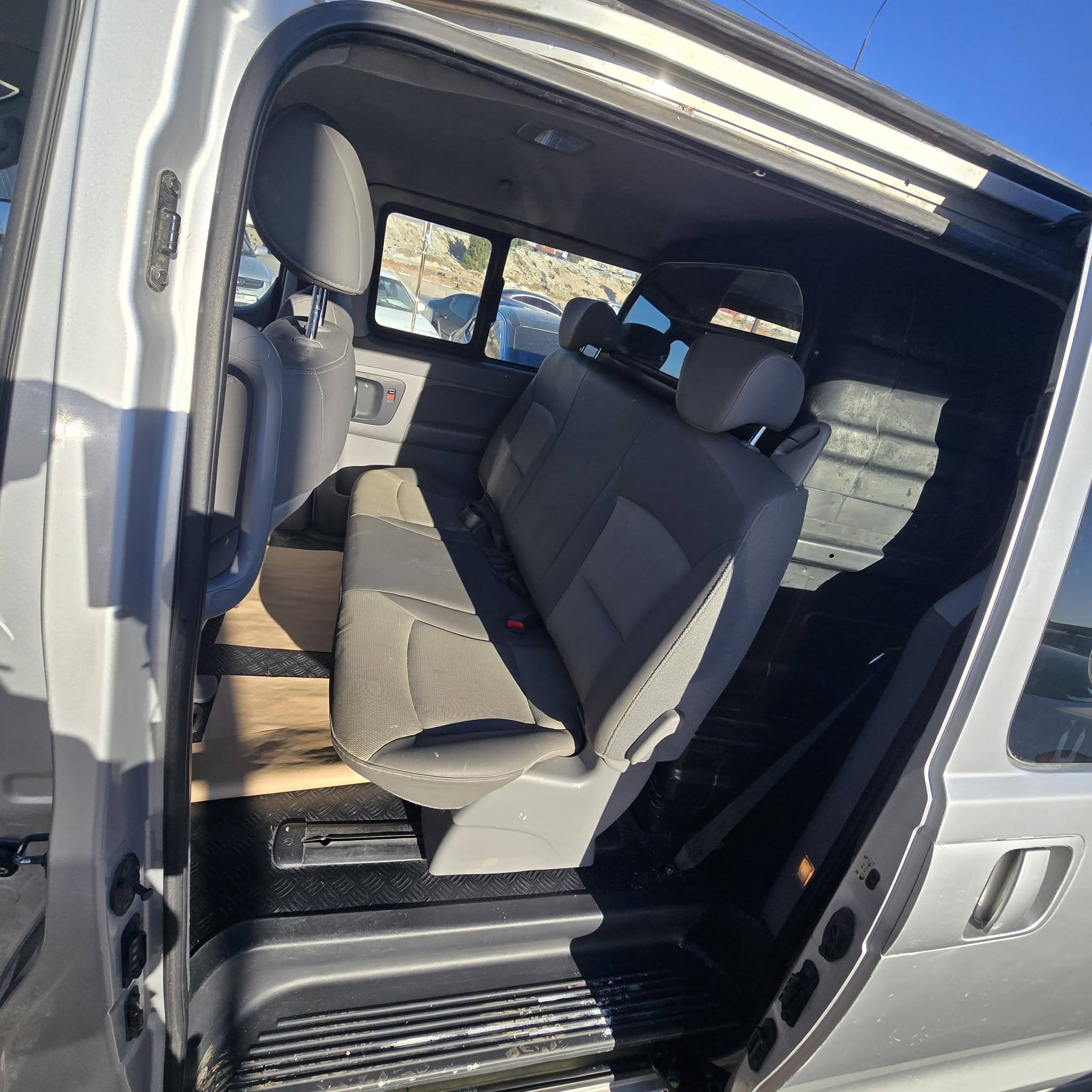 هيونداي ستاركس 2008 - صورة 5