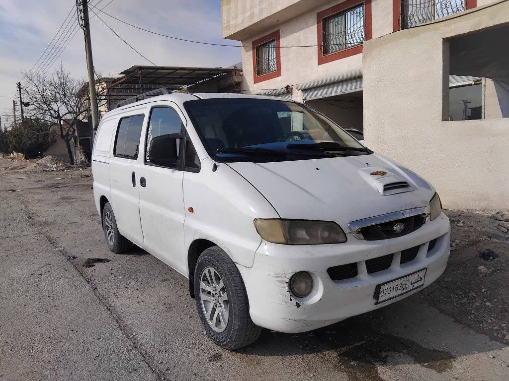 هيونداي H1 2004 - صورة 1