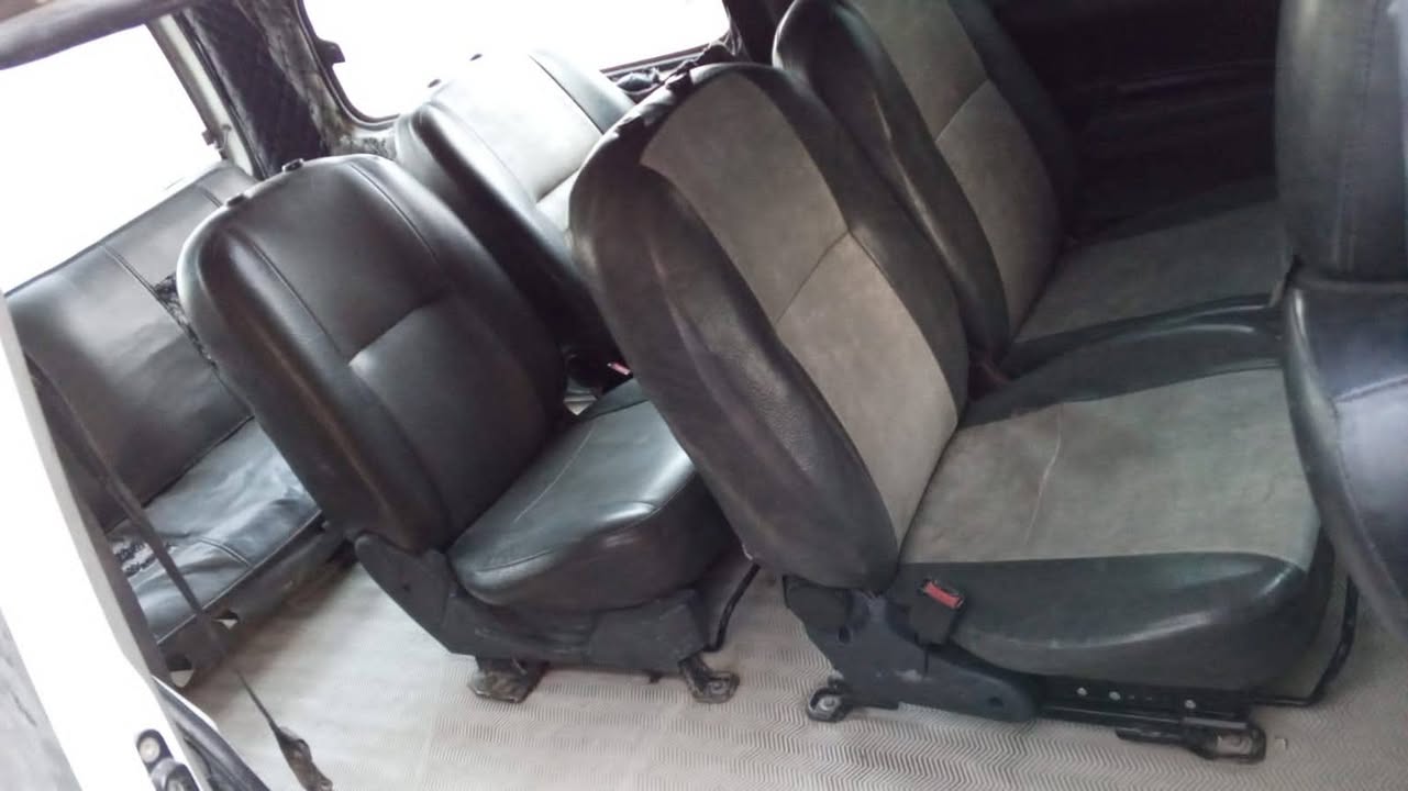 هيونداي ستاركس 2000 - صورة 3