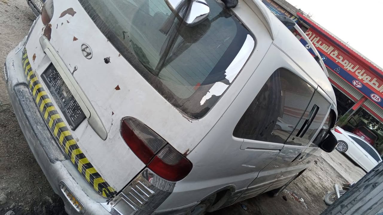 هيونداي ستاركس 2000 - صورة 4