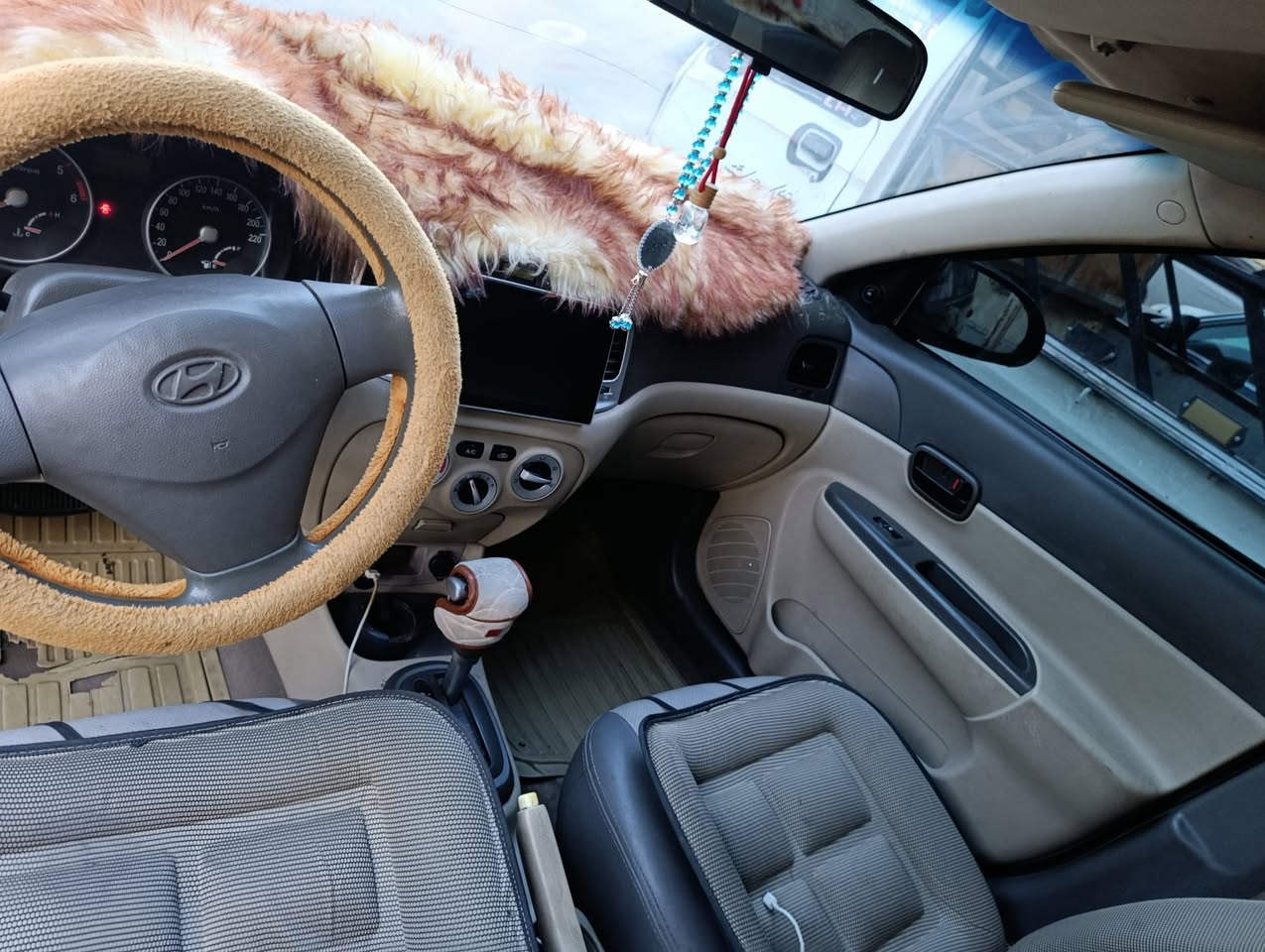 هيونداي فيرنا 2009 - صورة 5