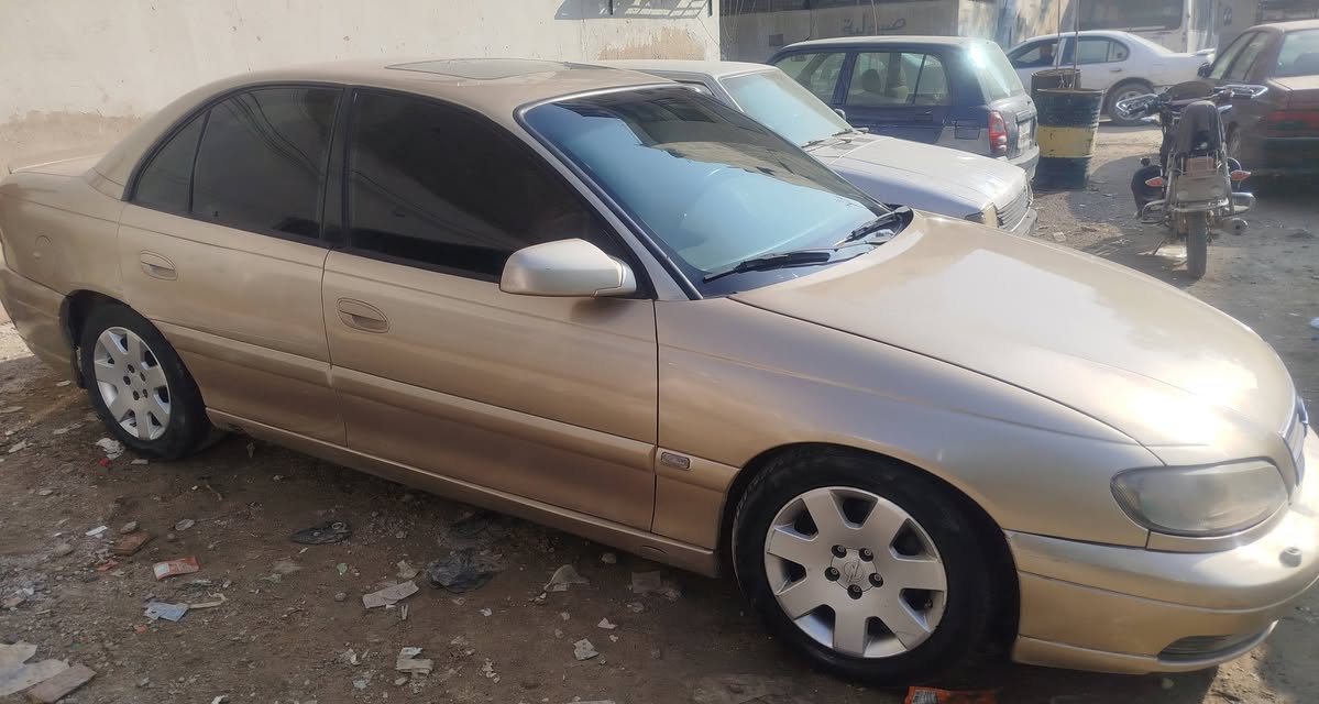 أوبل أوميغا 2001 - صورة 2