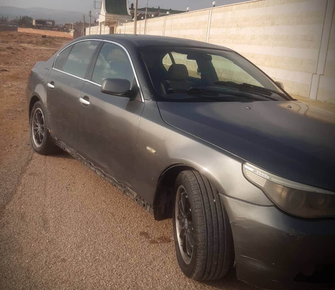 Bmw e60 2005 - صورة 1