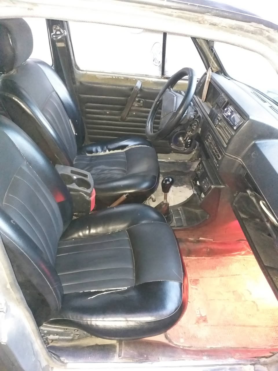 فولكس فاجن جولف 76 - صورة 5