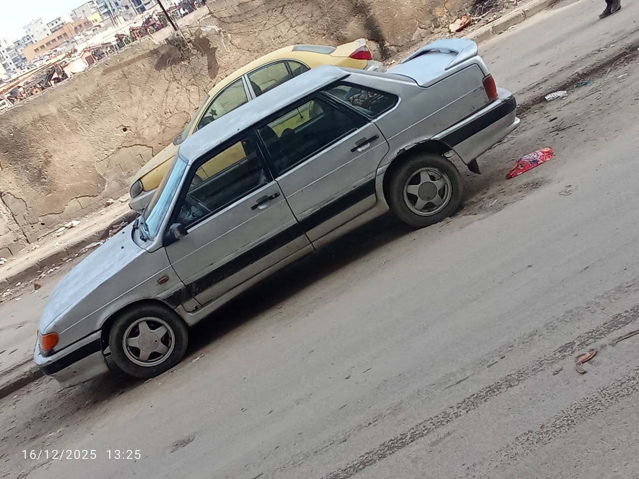 لادا سمرا كرت 2002 - صورة 3