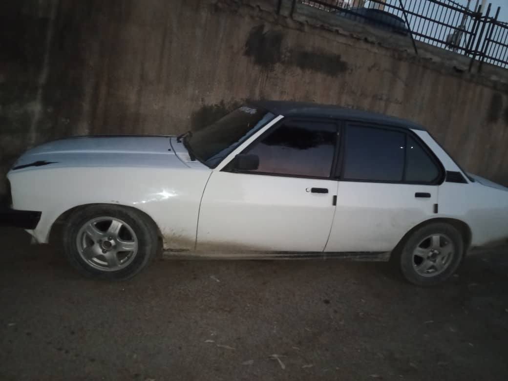 اوبل كرت 1976 - صورة 2