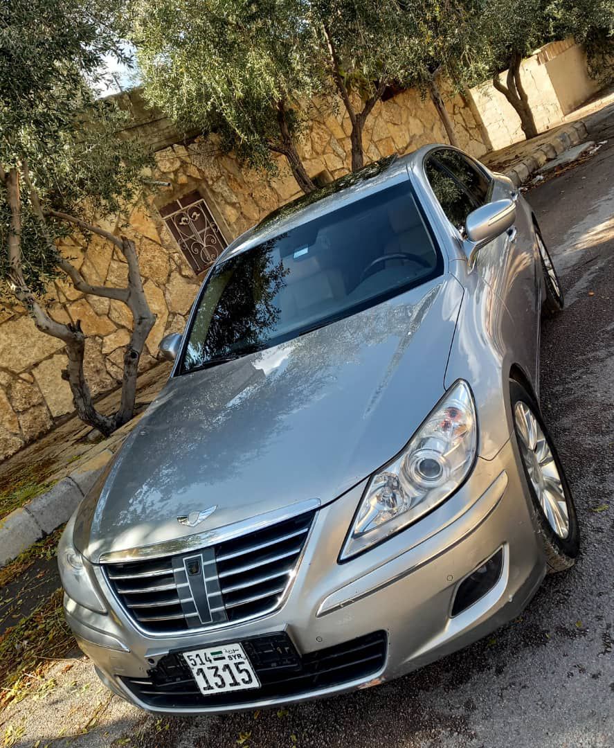 هونداي جنيسس 2010