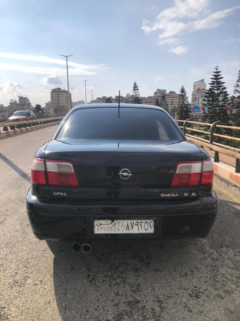 اوبل اوميغا 2001 - صورة 2