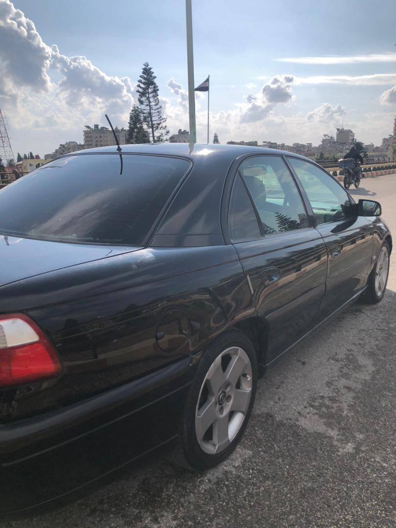 اوبل اوميغا 2001 - صورة 4