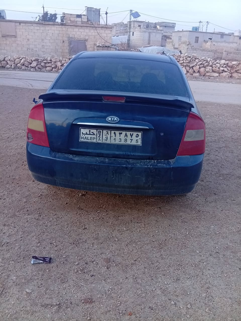 كيا سيراتو 2005 - صورة 4