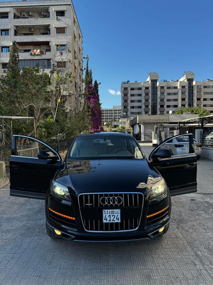 أودي كيو ٧ 2011 - صورة 3