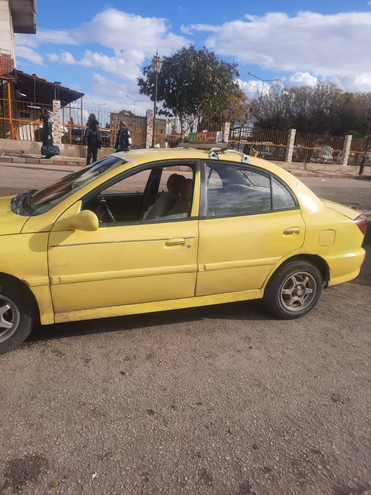 كيا ريو 2002 - صورة 3