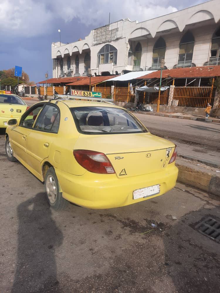 كيا ريو 2002 - صورة 4
