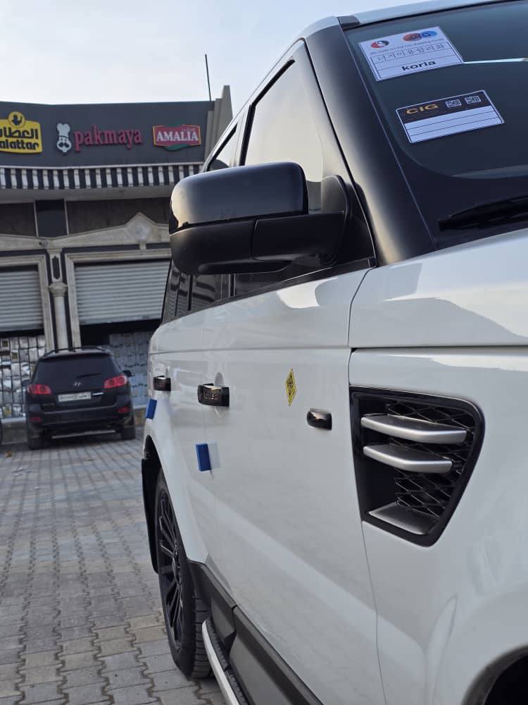 رنج روفر سبورت 2011 - صورة 4