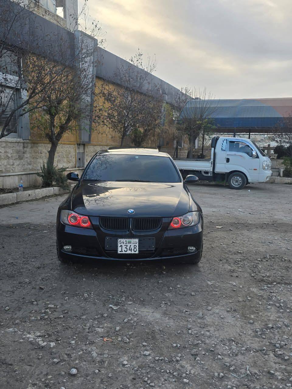 بي ام 320 2008 - صورة 1