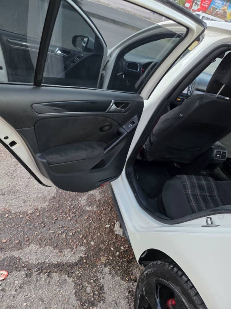 فولكس فاجن غولف GTI 2012 - صورة 3