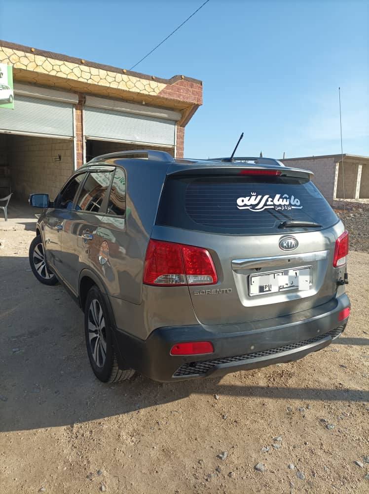 كيا سورينتو 2010 - صورة 2