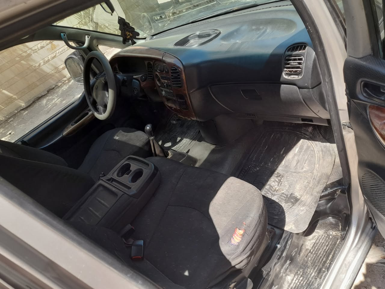 هيونداي ستاركس 2003 - صورة 2