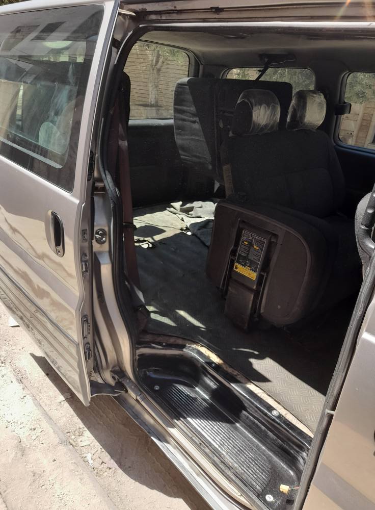 هيونداي ستاركس 2003 - صورة 3