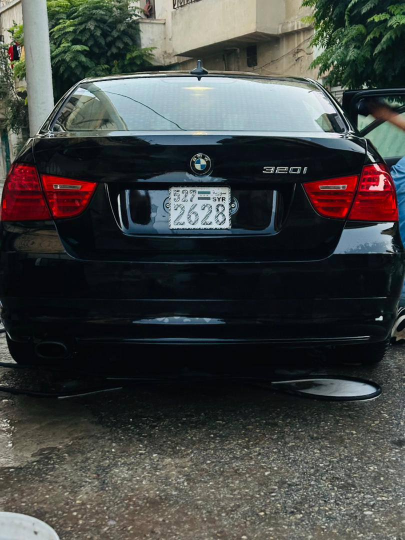 BWM 320i E90 2010 - صورة 5