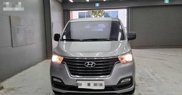 هيونداي ستاركس 2021 - صورة 1