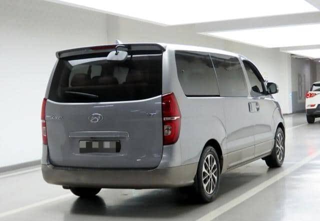 هيونداي ستاركس 2021 - صورة 5