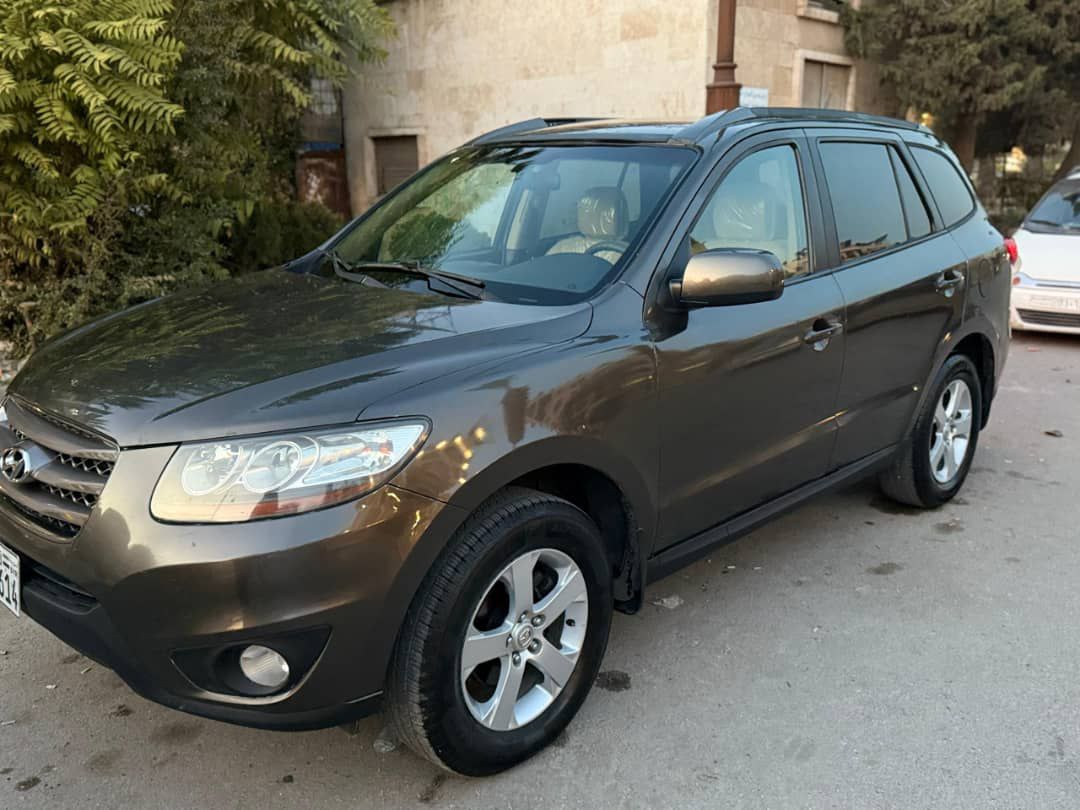 هيونداي سنتافيه Cm 2012