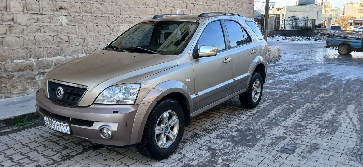 كيا سيرنتو 2003 - صورة 5