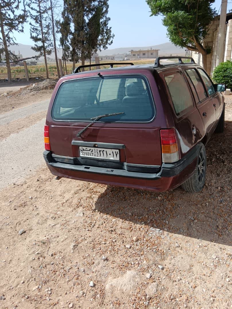 أوبل كاديت 1991 - صورة 3