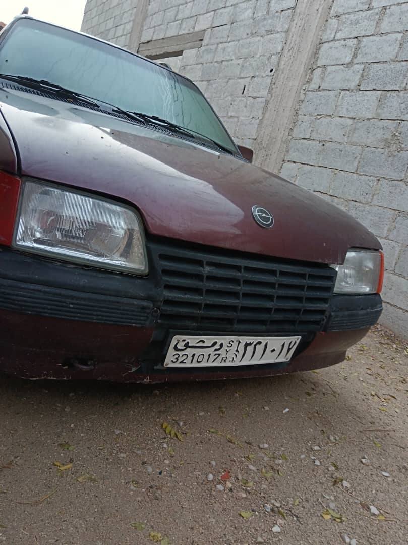 أوبل كاديت 1991 - صورة 4