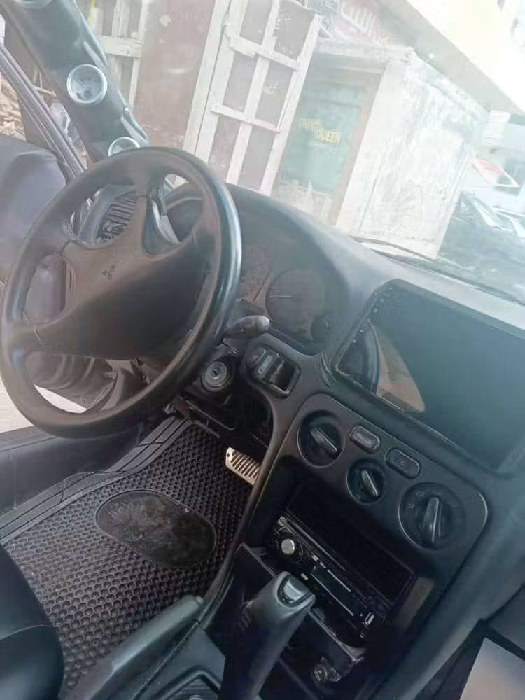 ميتسوبيشي جالانت 1994 - صورة 3