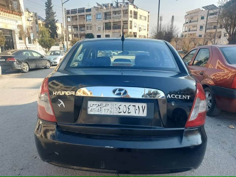 هيونداي فيرنا 2007 - صورة 2