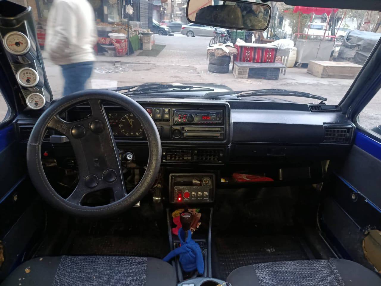 فولكس فاجن جولف MK1 1976 - صورة 3