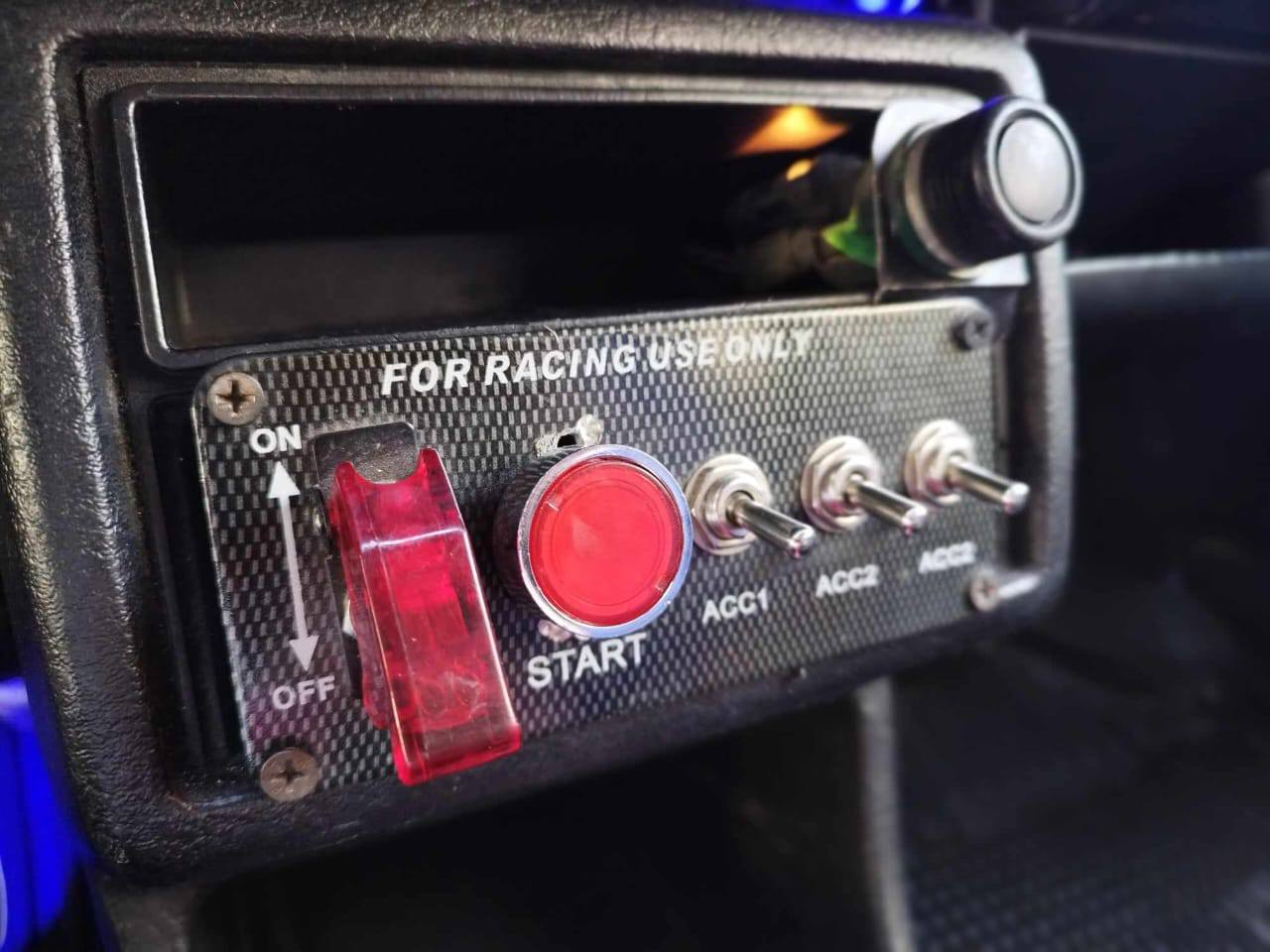 فولكس فاجن جولف MK1 1976 - صورة 5