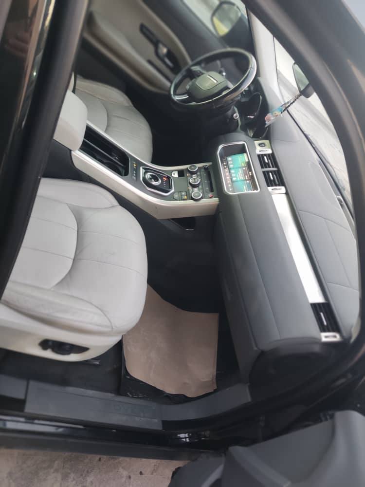 رنج روفر كرت 2017 - صورة 5