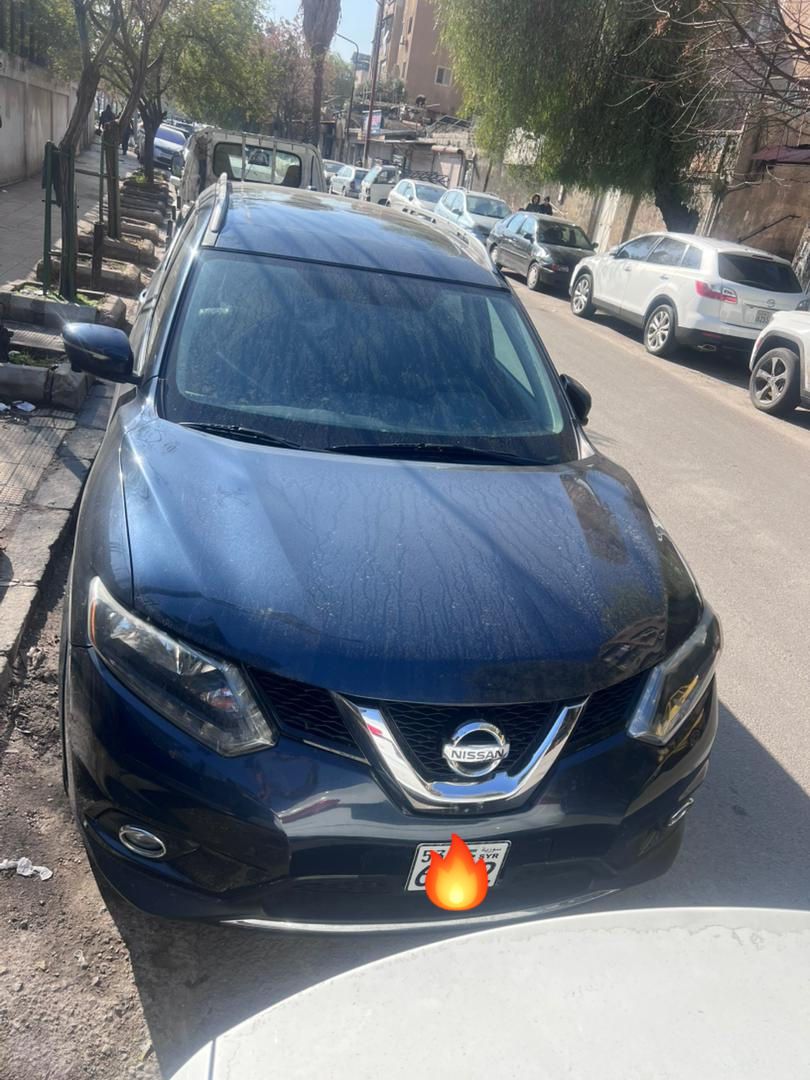 نيسان روج 2015