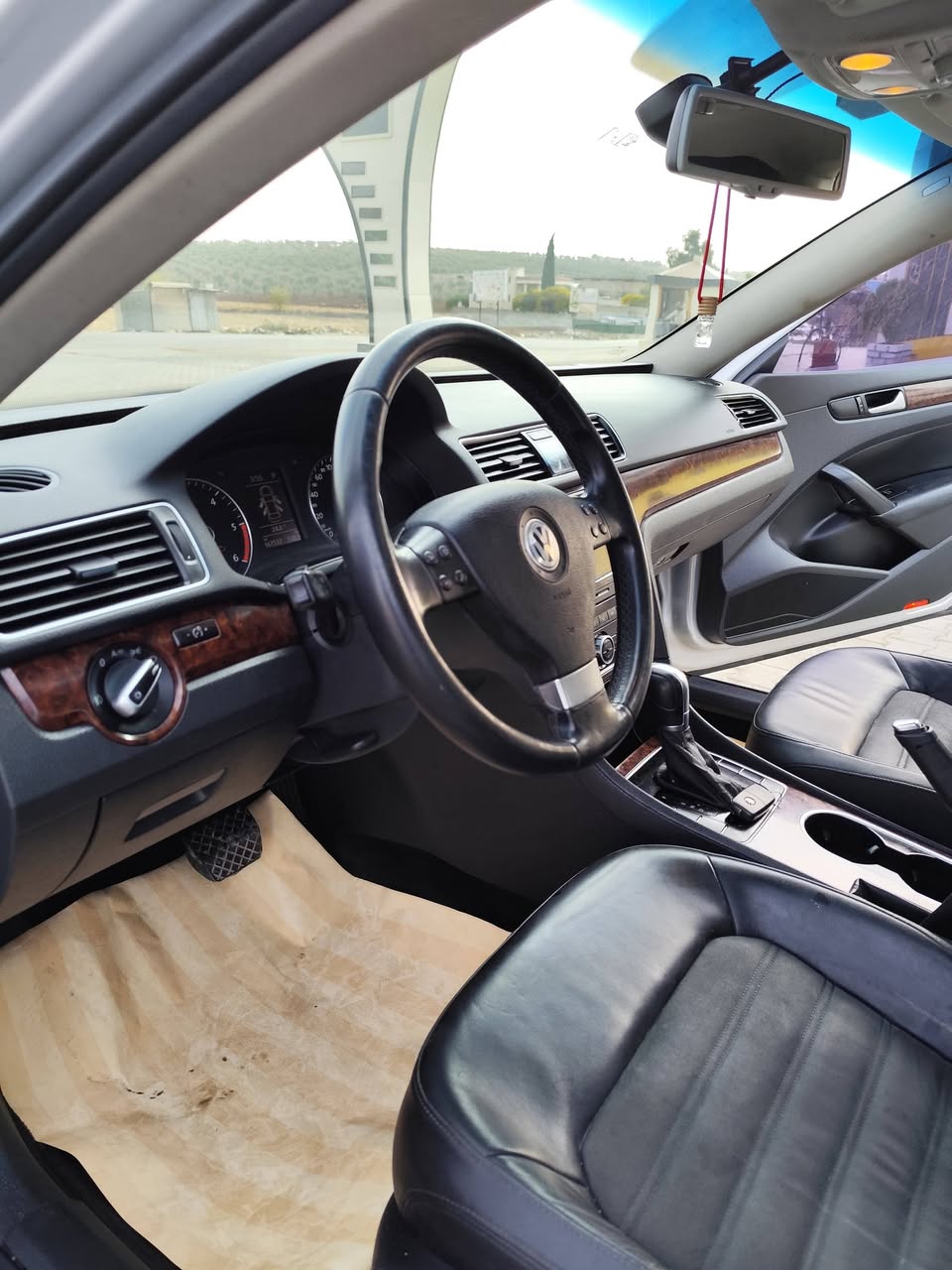 فولكس فاجن باسات 2013 - صورة 1