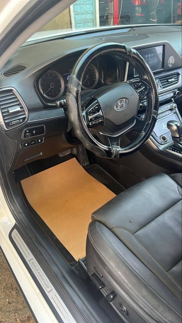 هيونداي ازيرا 2018 - صورة 4