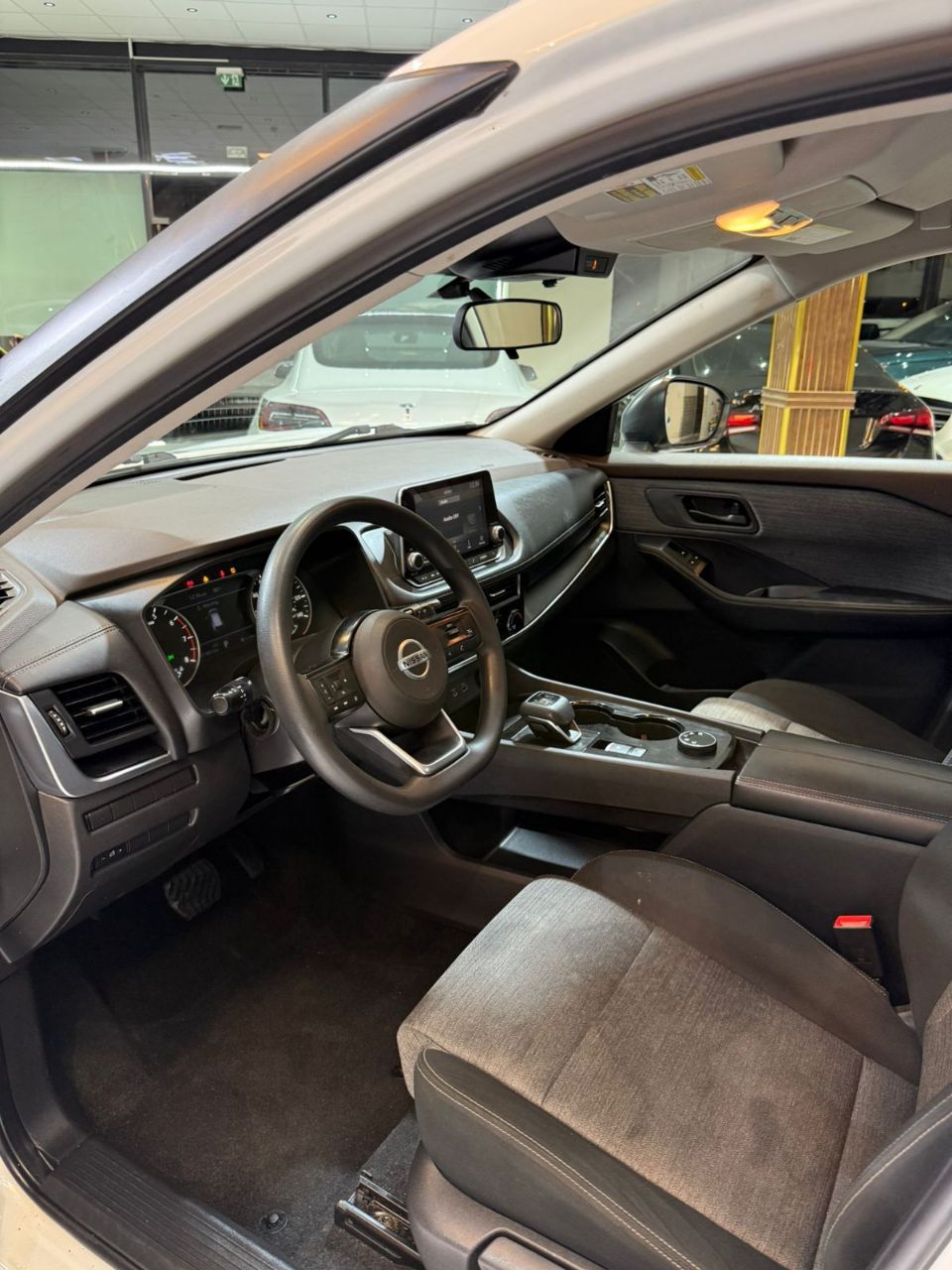 نيسان روج 2021 - صورة 4