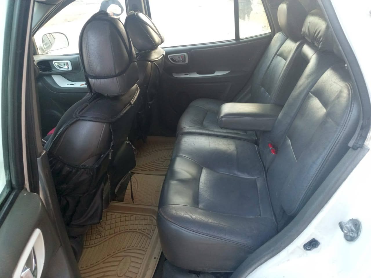 هونداي ستنفي 2002 - صورة 3