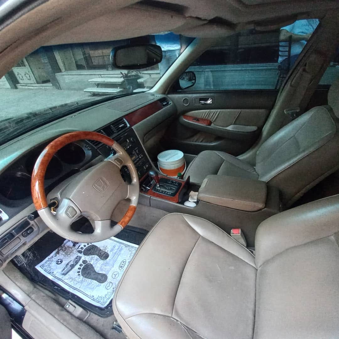 هوندا اكورد 1999 - صورة 2