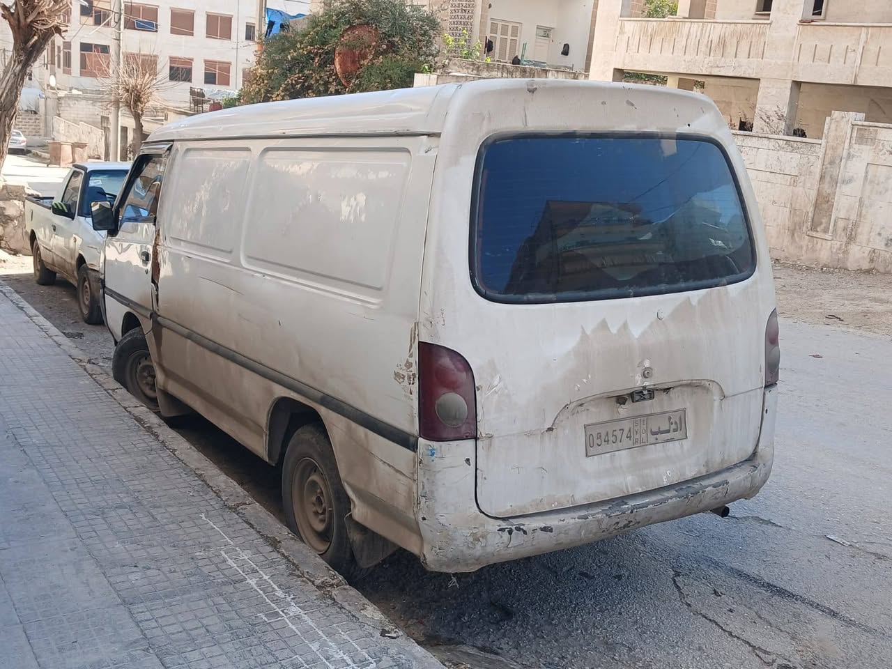 هيونداي اتش ١٠٠ 2005 - صورة 3