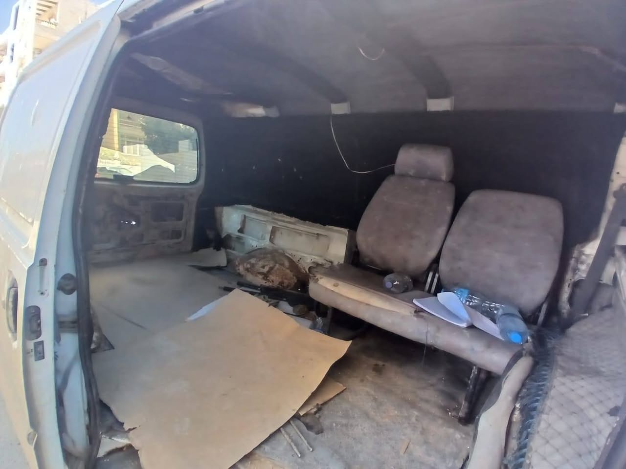 هيونداي اتش ١٠٠ 2005 - صورة 4