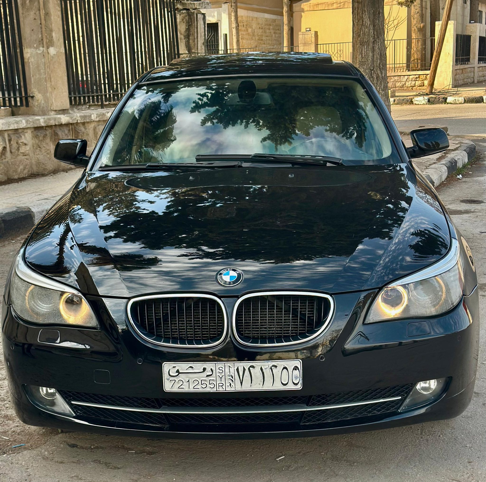 BMW 520 i 2010 - صورة 3