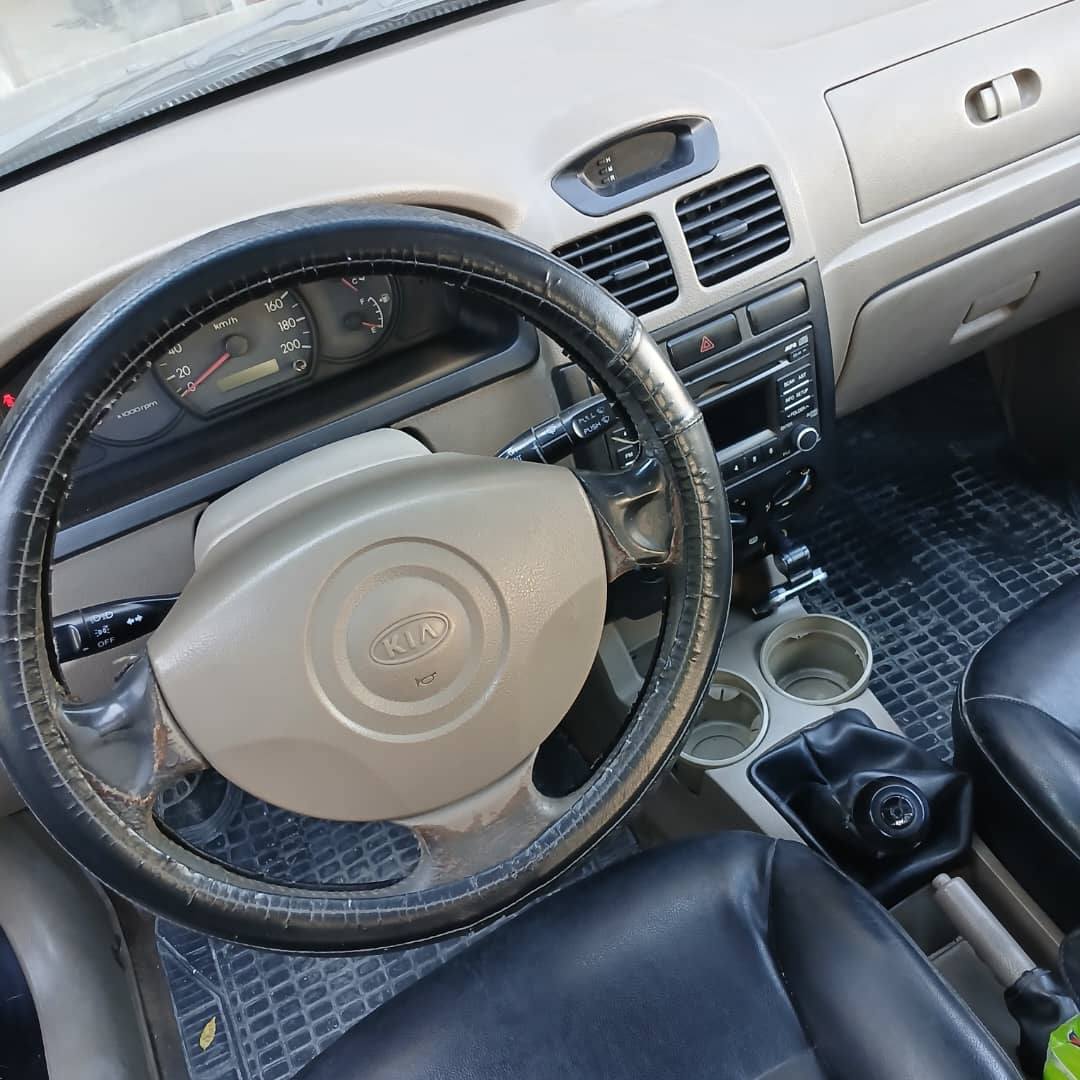 كيا ريو 2004 - صورة 1