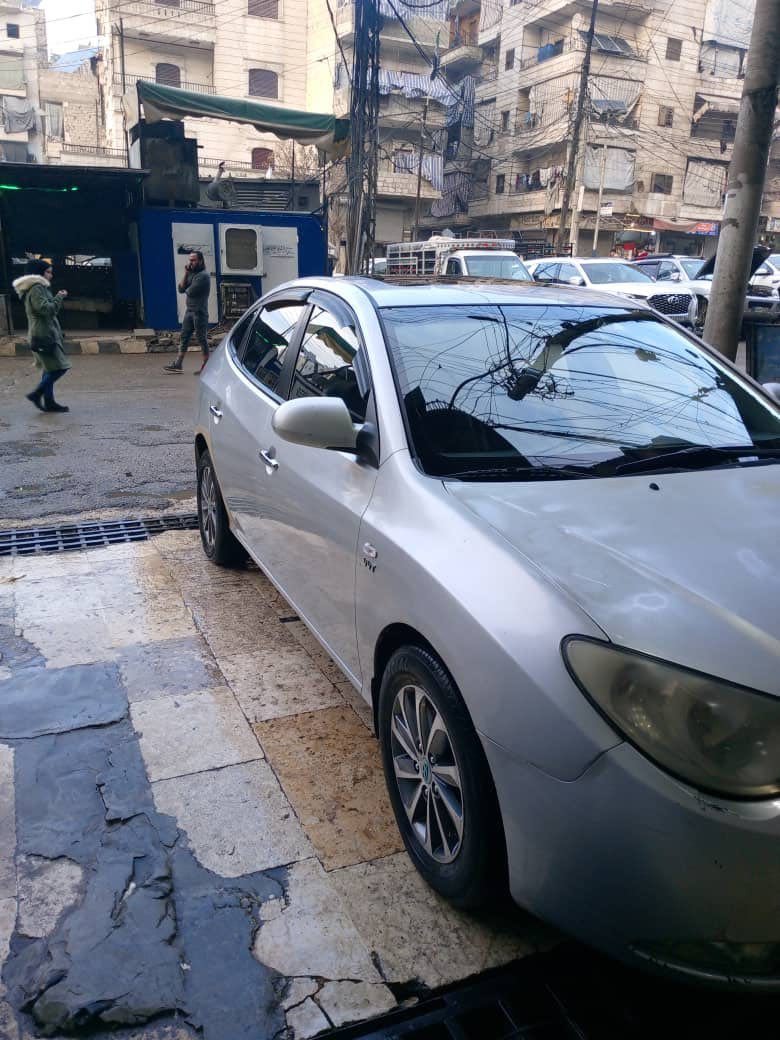 هيونداي افانتي 2008 - صورة 2