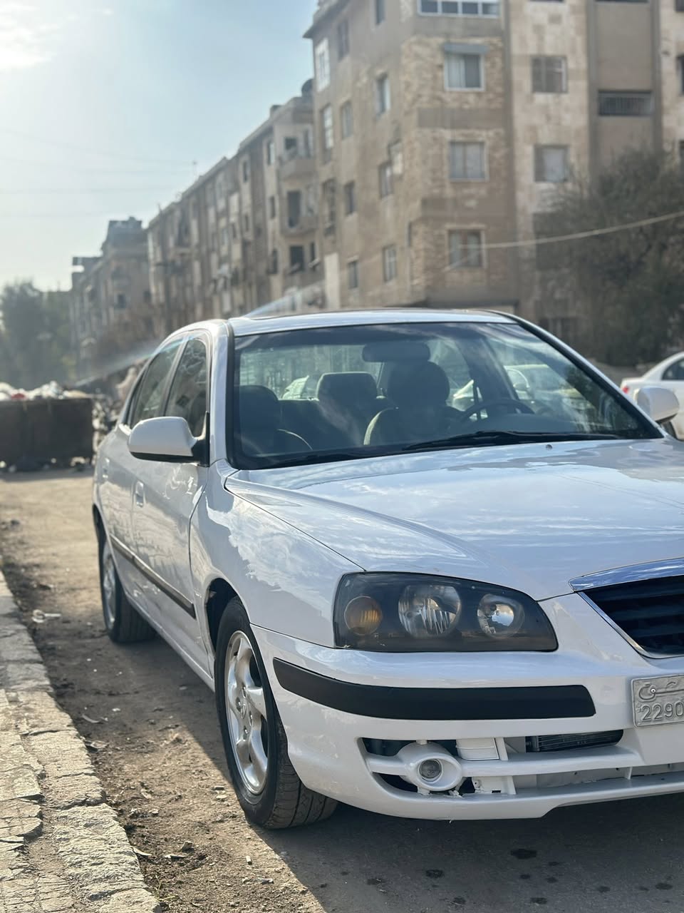 هيونداي إلنترا 2004 - صورة 1